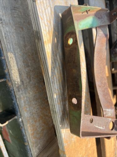 John Deere JD 40 T 40T tractor gas tank mounting brace bracket