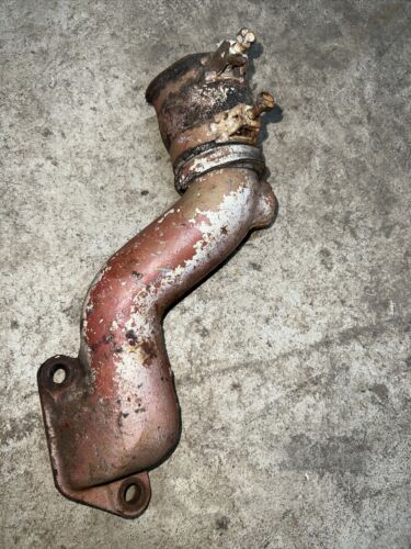FARMALL Cub Lower Water Pipe
