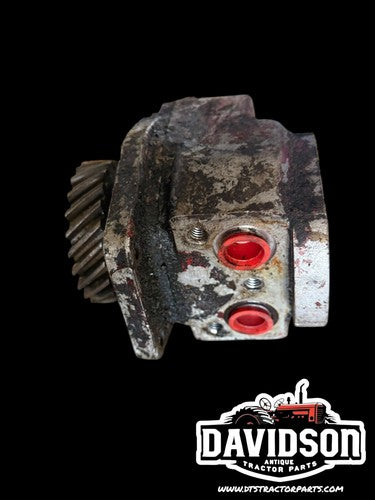 Farmall IH 300 350 tractor Good hydraulic pump assembly w/ drive gear