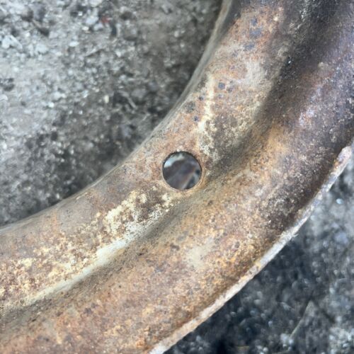 IHC Farmall M-450 Front Rim Antique Tractor