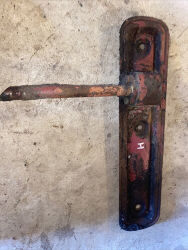 Tappet cover with crankcase breather for Farmall H