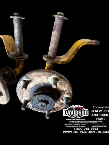 IH Farmall Cub Low Boy 154 Spindle Pair Antique Tractor