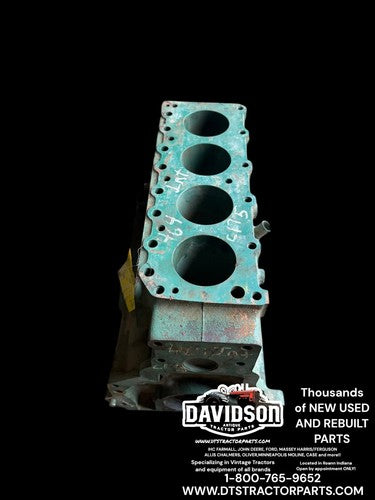 International C175 400336R1 Engine Block IH 464 Tractor