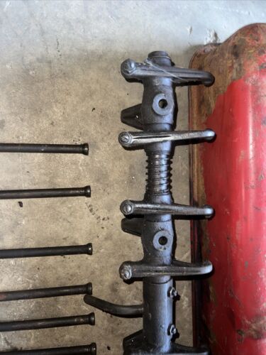 IHC McCormick W9 Gas Valve Cover Rocker Arm Push Rods