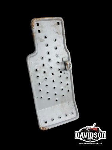 New Step Plate Ford 2100 2600 3400 4000 D4NN18472B RH LH PAIR