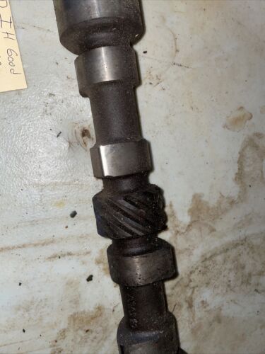 International Super M Camshaft W/O Gear 45955 D