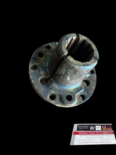 John Deere B Original 12 Spline Rear Wheel Hub & Collar B2188R Antique Tractor