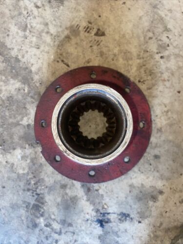 International Farmall 300 Utility Rear Hub 361583R1   Antique Tractor