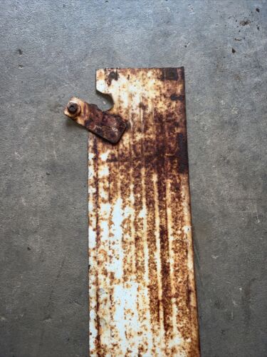 Farmall 460 560 RC Tractor Original IHC IH white hood RightRear side cover panel