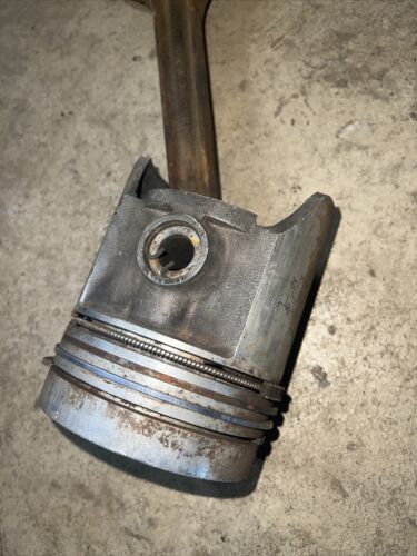 IH Farmall 400 c264 Piston W/Connecting Rod 45750DA