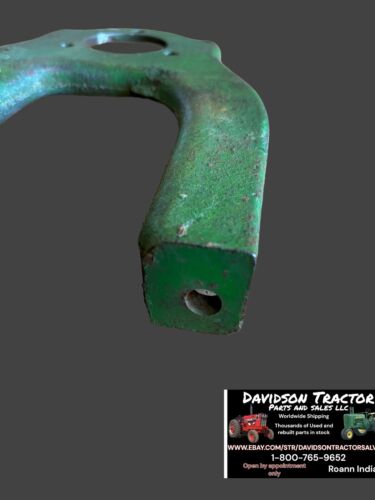 John Deere 440 power steering valve support bracket T10542T New Old Stock