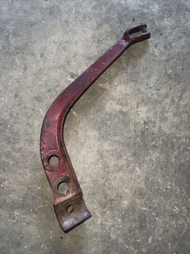 Farmall M IH tractor Original hydraulic control lever rod holder bracket