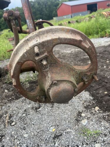 McCormick W4 IHC Tractor Front Axel Assembly