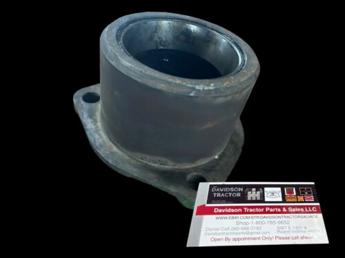 John Deere G Differential Bearing Quill Casting F168R.