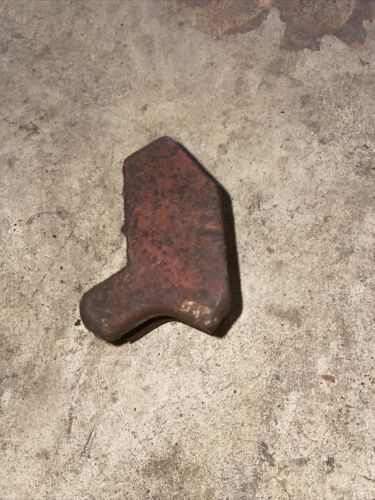 IH Farmall 56 66 86 Used Rim clamp Antique Tractor