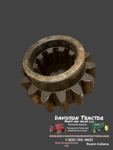 John Deere F1567R Transmission Gear Antique Tractor