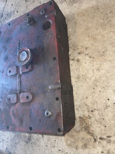 Farmall International 300 350 Utility Hydraulic Resivor Seat Mount