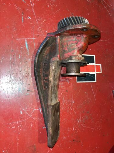 McCormick Farmall F14 F12 IH tractor ORIGINAL magneto mounting drive bracket