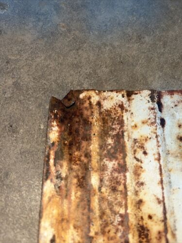 IH FARMALL 560 TRACTOR LEFT ENGINE SIDE PANEL