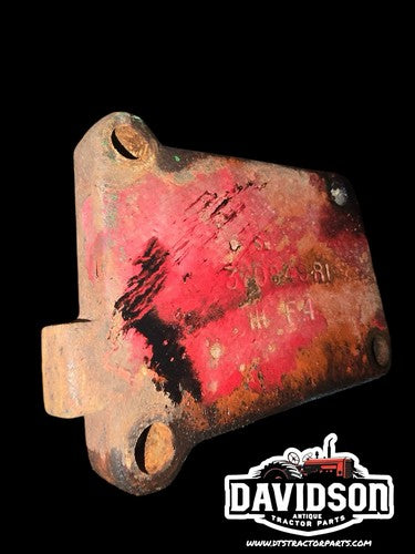 Farmall 560 660 International Cover-hydraulic Valve 370849R1