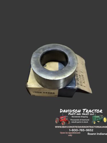 New Old Stock John Deere B2648R Vent Pump Roller A AR AO B