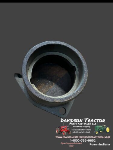 John Deere 720 730 differential housing bearing quill F2517R
