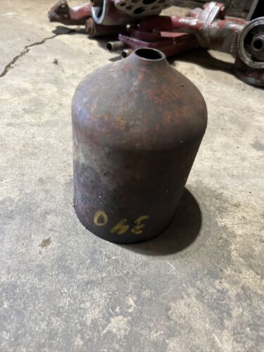 IH Farmall A,B,C, Supers 100 200 130 230 140 250 340 Oil Filter Canister