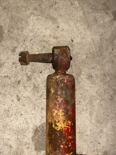 International Farmall 444 IH tractor Right powersteering power steering cylinder
