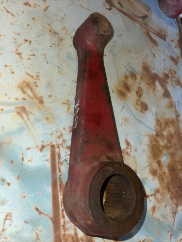 Farmall IHC 656 RC High Utility Tractor ORIGINAL IH Right Rockshaft lift arm.