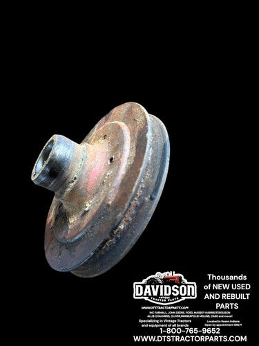 International 354 B-154 Diesel Front Crankshaft Pulley Antique Tractor