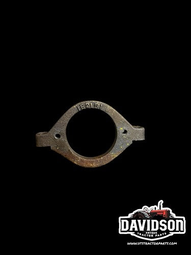 1960 Oliver 550 Hydraulic Pump Bracket 1E2151   Tractor