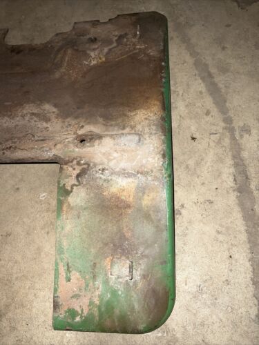 John Deere 3010 Diesel Floor Platform