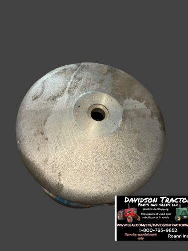 R63093 JOHN DEERE 4050 4020 4430 4230 4440 4630 TRANSMISSION OIL FILTER COVER