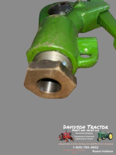 Housing L2837415 Fits John Deere 2855 2940 2950 3055 3150 3155 3255 820 830 940