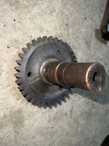 Farmall H 52945DC Gear Shaft