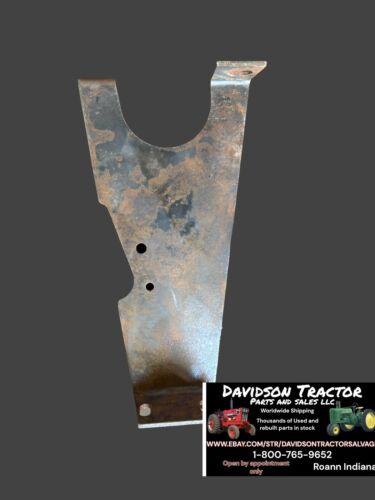 John Deere 50 Tractor JD Main fan shaft mounting brace bracket & generat tension