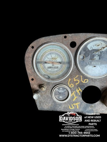 1968 International IH 656 Utility Tractor Dash Instrument Panel