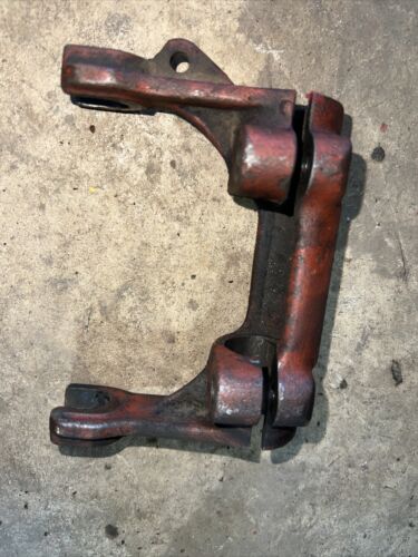 USED CLUTCH BEARING RELEASE FORK FOR FARMALL M MD MTA TRACTOR 5800DB