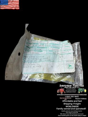 John Deere R27175 Drain Plug OEM New Old Stock NOS Sealed