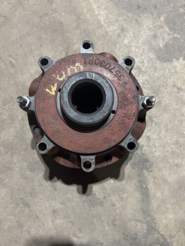 Farmall Hub Differential for M series/400/450/560/IH 660 Tractors (357030R1)