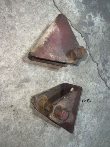 IHC Mcormick WD9 W9  Drawbar Mounting bracket PAIR antique tractor Farmall