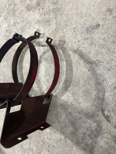 IHC Mccormick W9 Gas Air Cleaner Mounting Straps