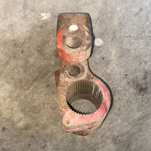 IH 392090R2 left hand Slotted Style Crank Arm