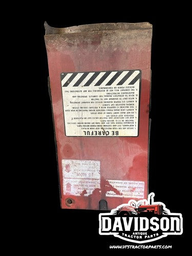 IH FARMALL 806 1456 PARK LOCK COVER  Antique Tractor 826