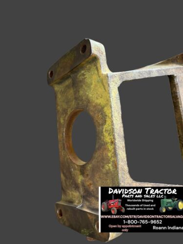JOHN DEERE 4010 3010 4020 3020 5010 HYDRAULIC PUMP SUPPORT R27480R R34358 R46774
