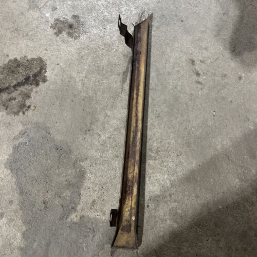 International 444 IH tractor ORIGINAL rear light wiring cover