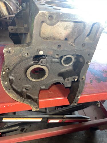 OLIVER / COCKSHUTT 60. ENGINE BLOCK. ANTIQUE TRACTOR
