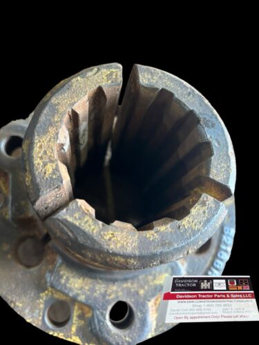 John Deere B Original 12 Spline Rear Wheel Hub & Collar B2188R Antique Tractor