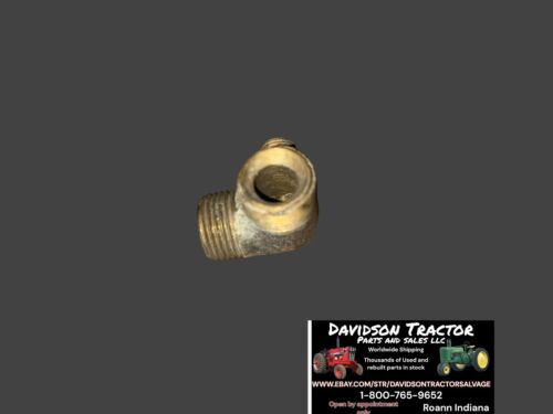 B264R John Deere B BR BO Side Outlet Oil Indicator & Camshaft Oil Pipe Elbow USA