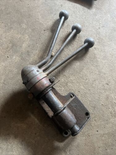 Farmall IH 400 350 450 350 RC Tractor 2 hydraulic control lever handles